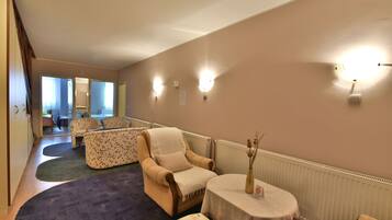 Khu tiếp khách ở sảnh