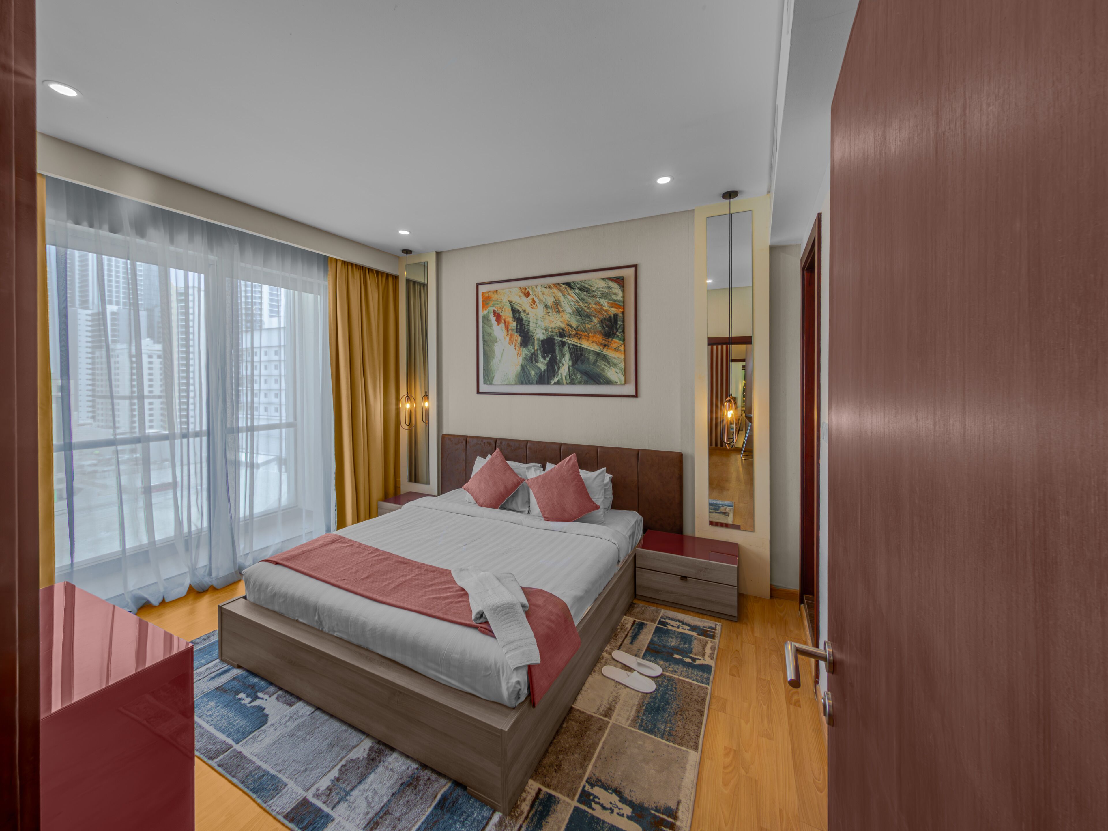 华丽公寓, 1 间卧室 | 高档床上用品、特色家居、办公桌、遮光窗帘