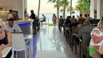 Breakfast, lunch, dinner served; Turkish cuisine