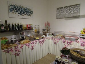 Breakfast area - Hotel Menapace (Torri del Benaco)
