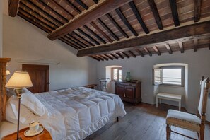 Apartment, 2 Bedrooms | 2 bedrooms, iron/ironing board, free WiFi