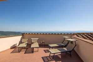 Apartment, 2 Bedrooms | Balcony - La Terrazza Cortonese (Cortona)