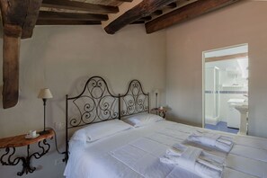 Appartement, 2 chambres | 2 chambres, fer et planche à repasser, Wi-Fi gratuit