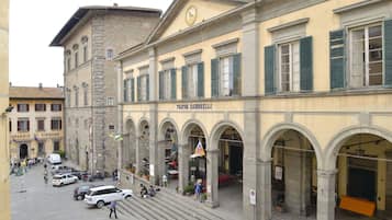 Apartment (1 Bedroom) | Front of property