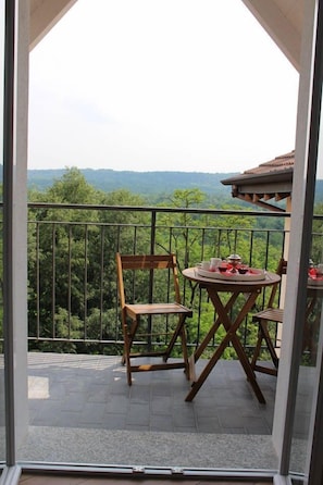 Double Room | View from room - La Piccola Corte di Malpensa (Vizzola Ticino)