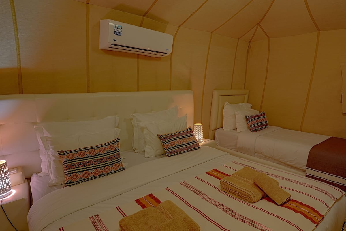 Superior Triple Room | 1 bedroom, Egyptian cotton sheets, premium bedding, down duvets