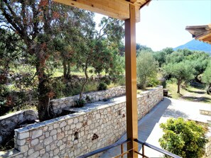 2 bedrooms, individually decorated, individually furnished - Menina Farm (Kalamata)