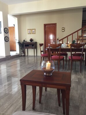 Daily continental breakfast for a fee - Nautica Hotel Apartments (Rethymno)