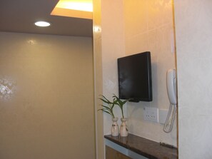 Room amenity - Empire Commercial Hotel (Kowloon)