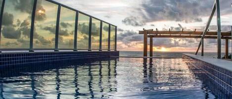 Outdoor pool, sun loungers