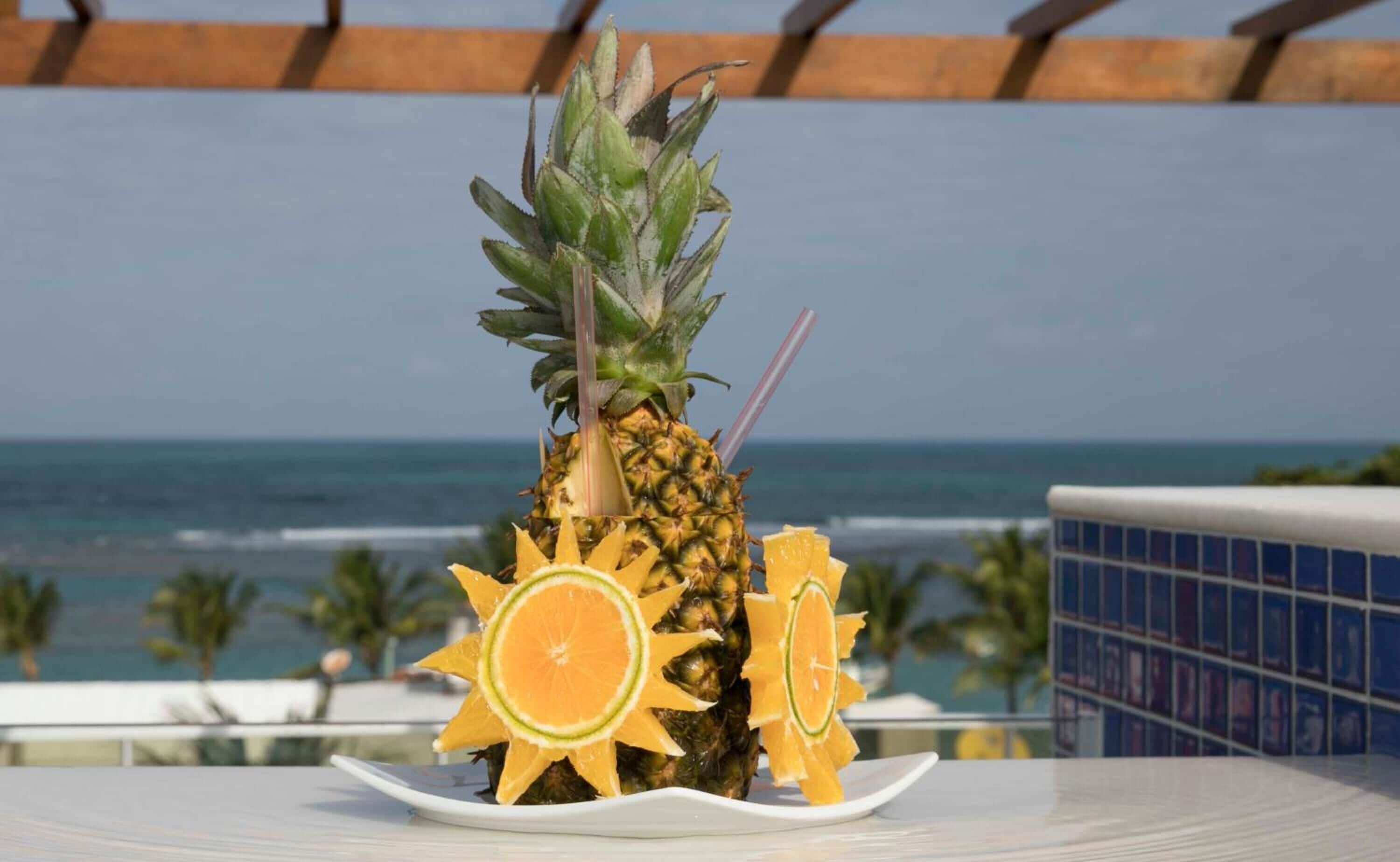 breakfast, lunch and dinner served