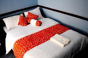 Desk, free WiFi - Kakamega Sheywe Hotel (Kakamega)