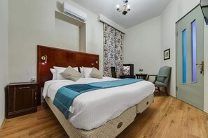 베이직 더블룸 | 1 개의 침실, 미니바, 암막 커튼, 다리미/다리미판