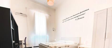 Allergiatestatut vuodevaatteet, työpöytä