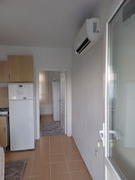 Standard Apart Daire | Ses yalıtımı, ücretsiz kablosuz İnternet, çarşaf takımı