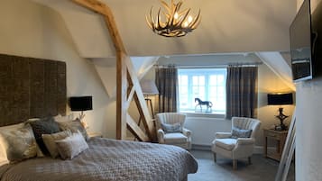 Luxury Double Room, Private Bathroom (King Size)