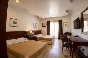 Minibar, in-room safe, desk, free WiFi - Acropolis North Water Camp (Cabanatuan)