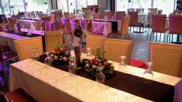 Breakfast, lunch served; local and international cuisine, pool views