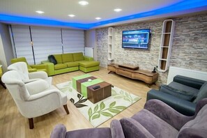 Lobby sitting area - Ds Yedikapi Hotel (Erzurum)