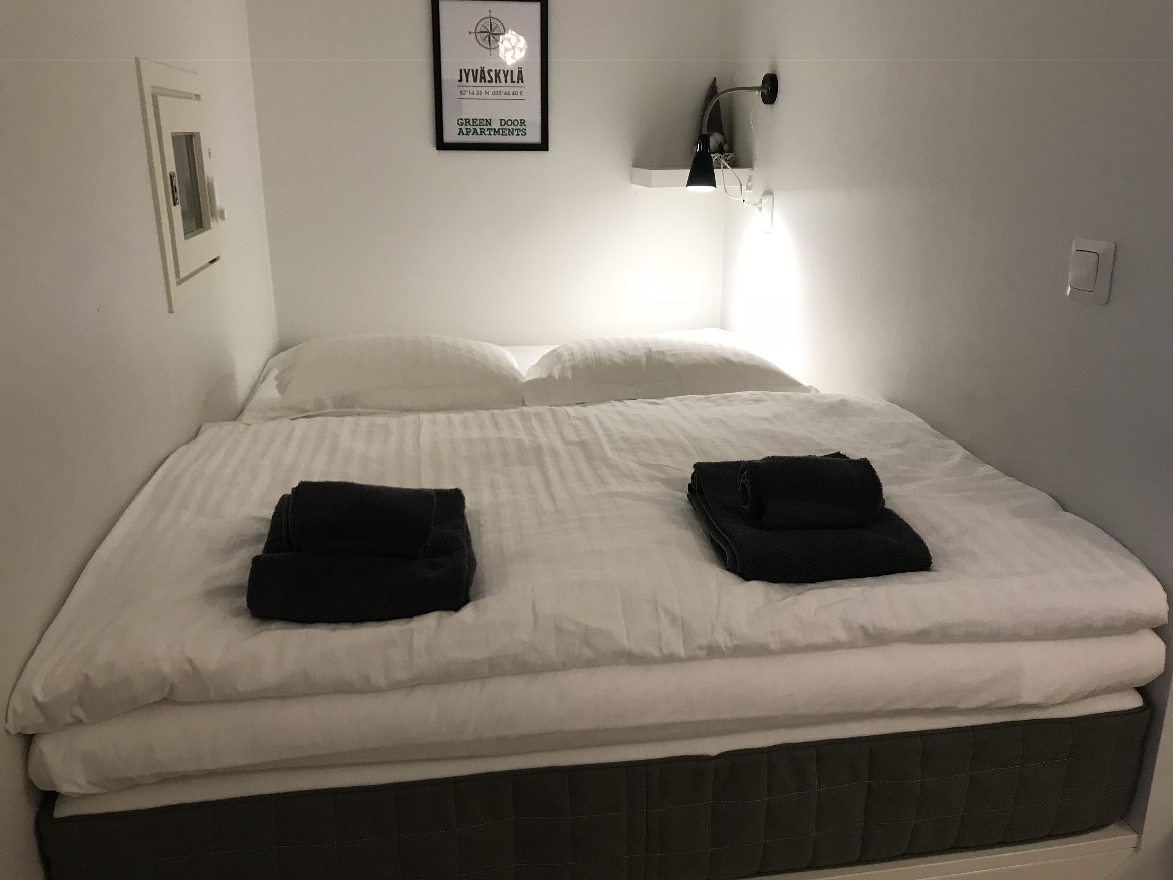 standard apartment | living room | flat-screen tv