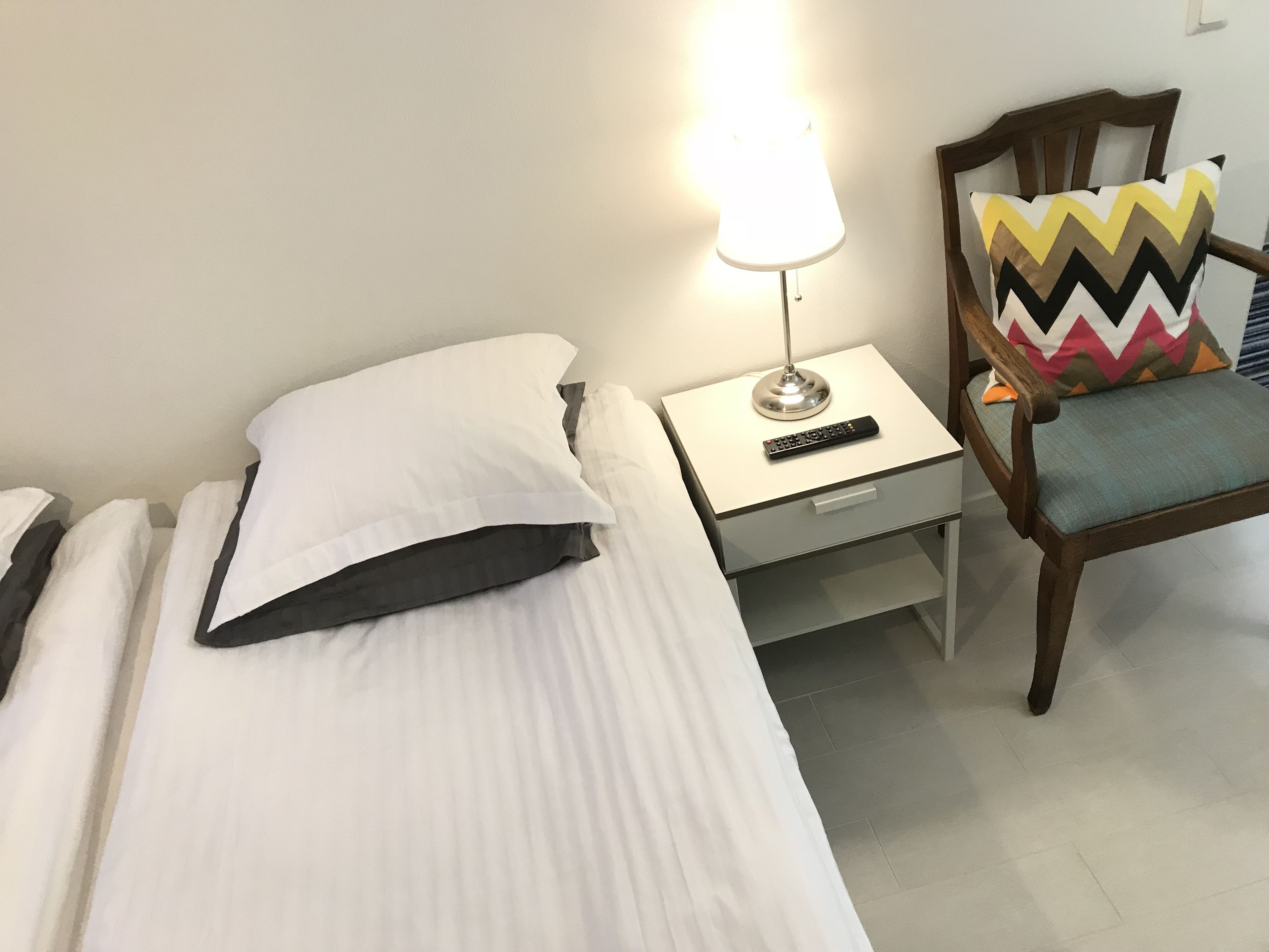 superior apartment | living room | flat-screen tv