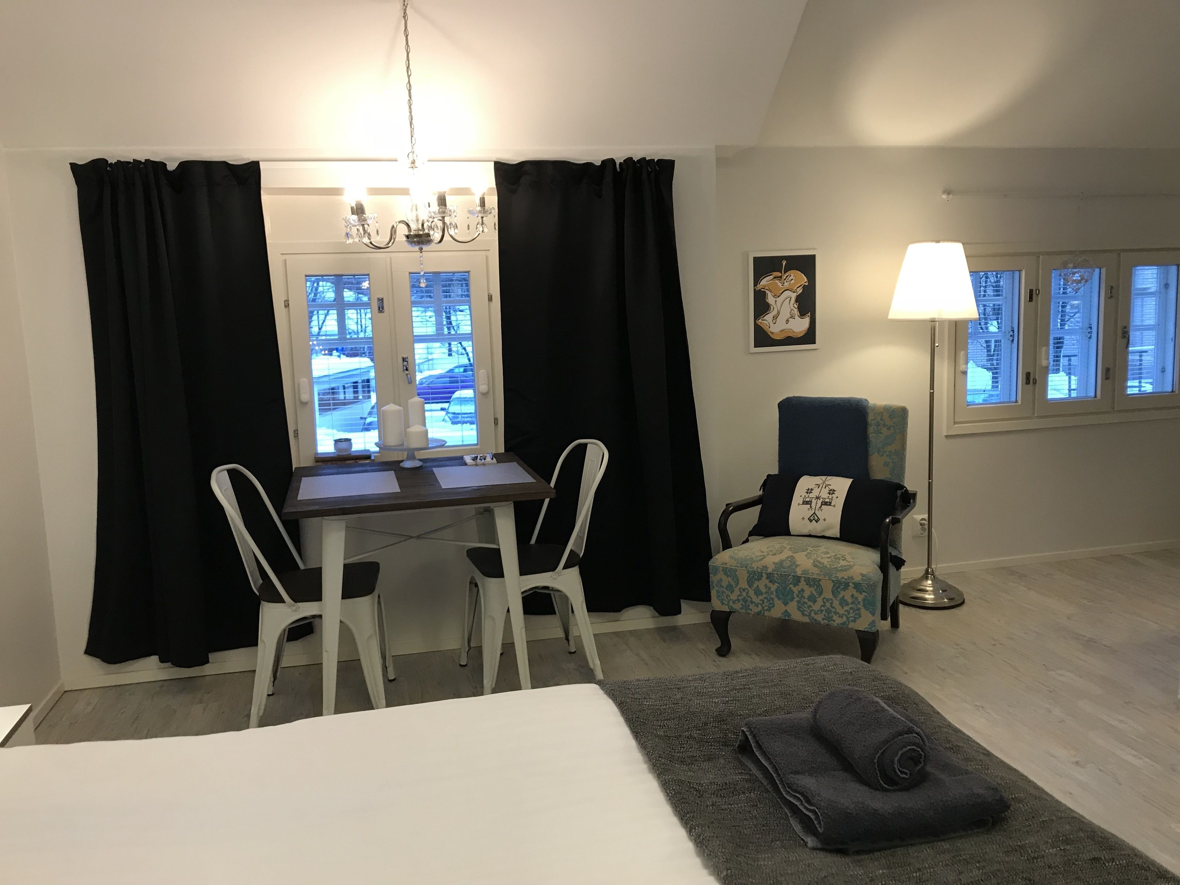 deluxe apartment | in-room dining