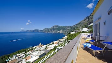 Apartment, 2 Bedrooms | Terrace/patio