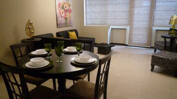 Apartment | In-room dining