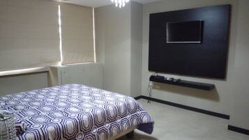 Apartment | Iron/ironing board, free WiFi