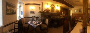 Restaurant - Borderers Guesthouse (Brecon)