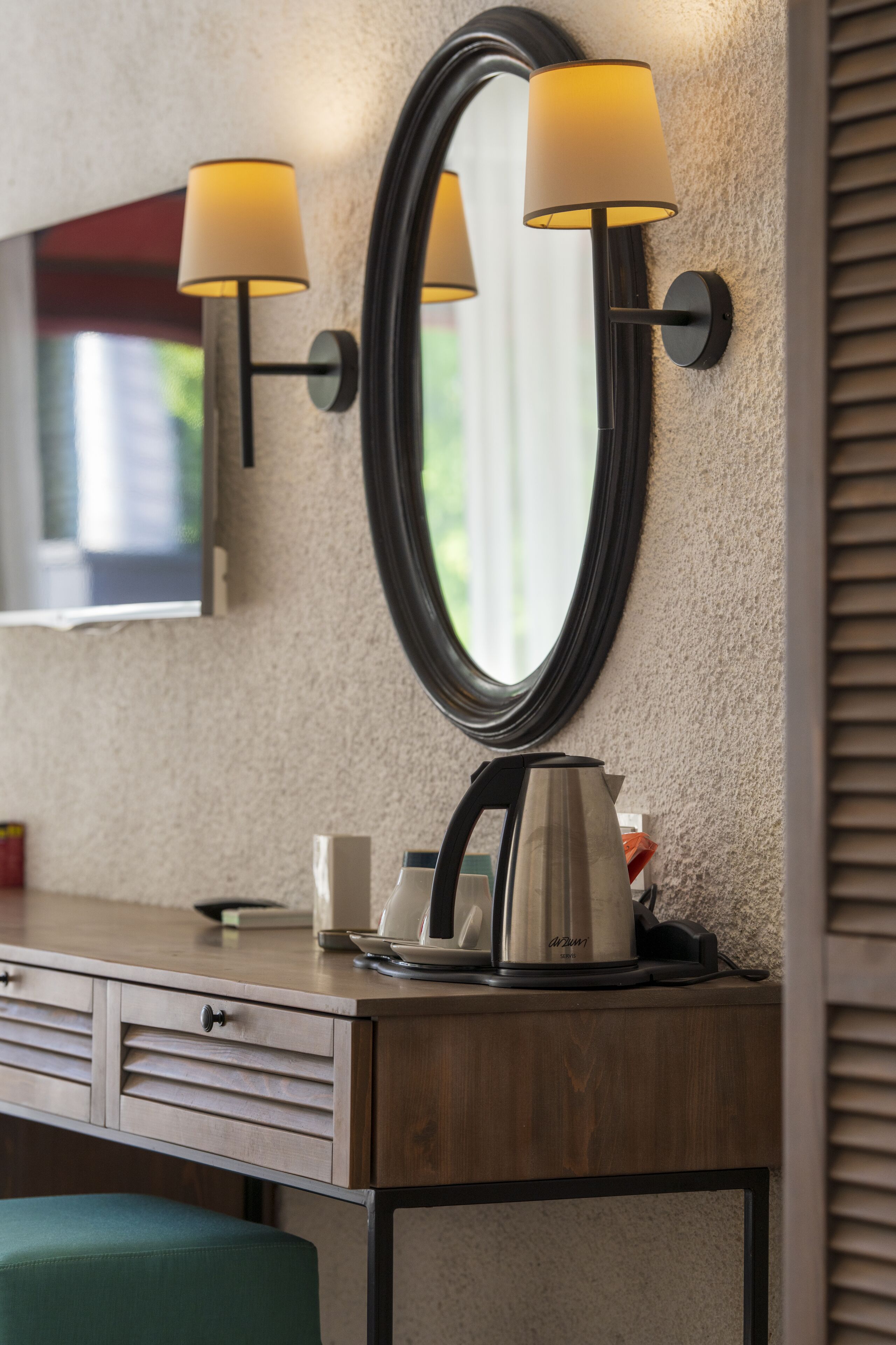 deluxe room, bay view (green) | premium bedding, minibar, in-room safe, desk