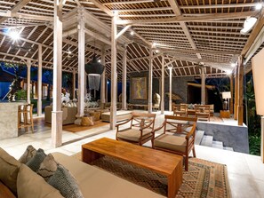 Living area - Mannao Estate by Villa Finder (Kerobokan)