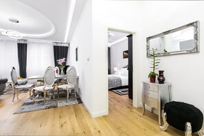 Appartement Deluxe, 2 chambres | Coin séjour