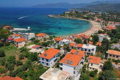 Nikas Rooms & Apartments