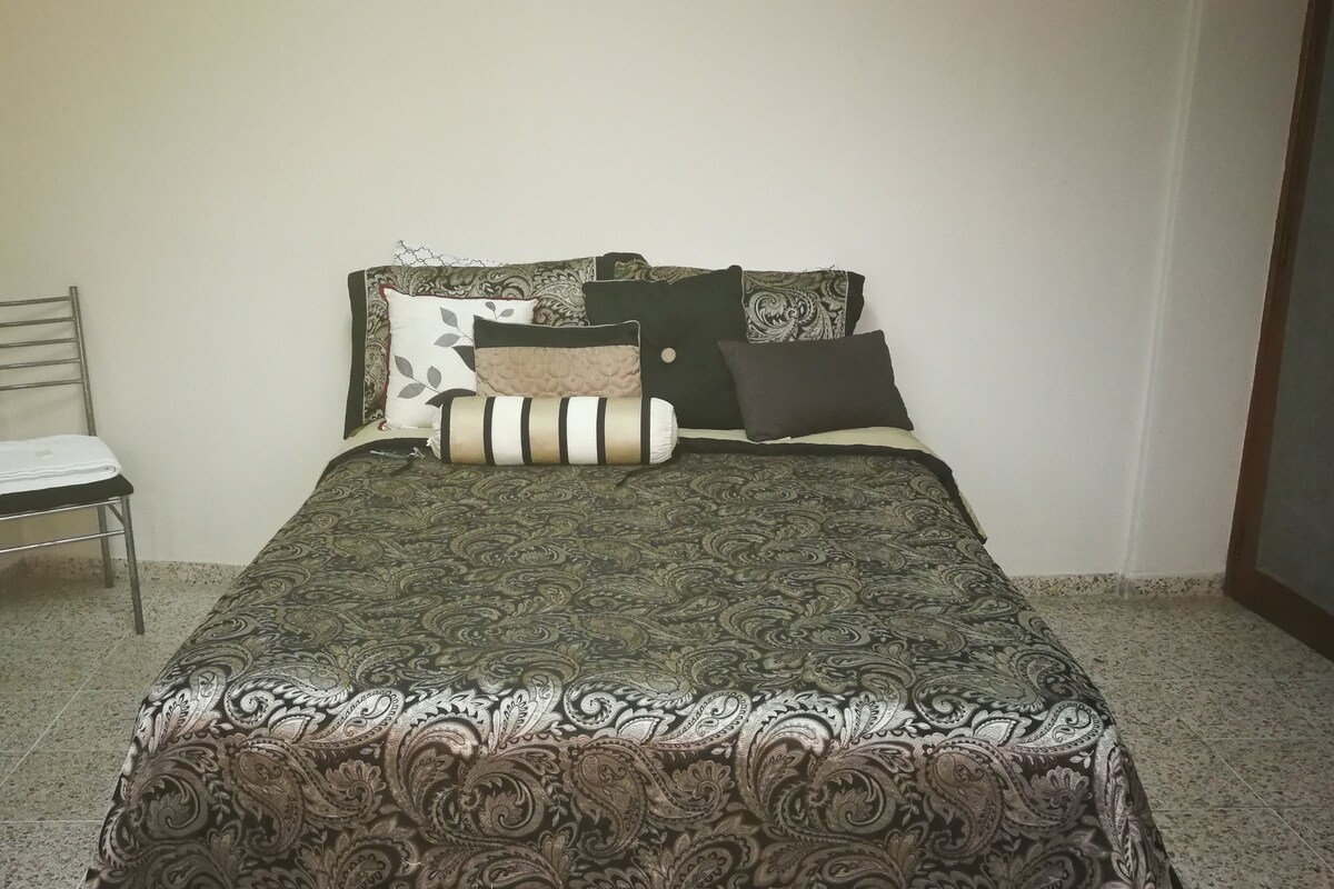 Kamar Quadruple, kamar mandi umum | Setrika/meja setrika dan Wi-Fi gratis