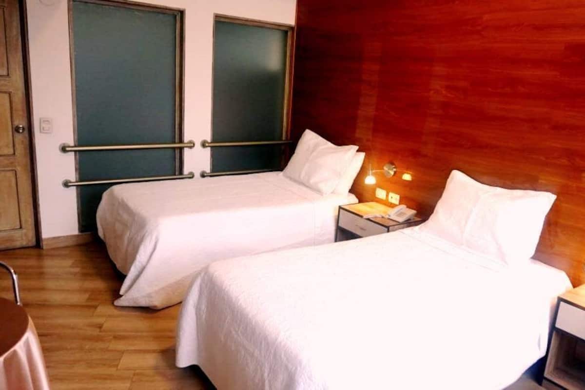 Superior Double Room, Private Bathroom | In-room safe, soundproofing, free WiFi