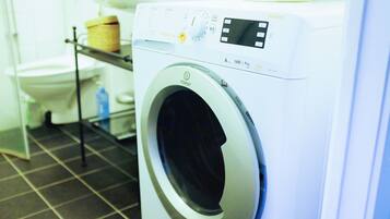 LÀgenhet - 2 sovrum - kök | BadrumsbekvÀmligheter | Dusch, gratis toalettartiklar och handdukar