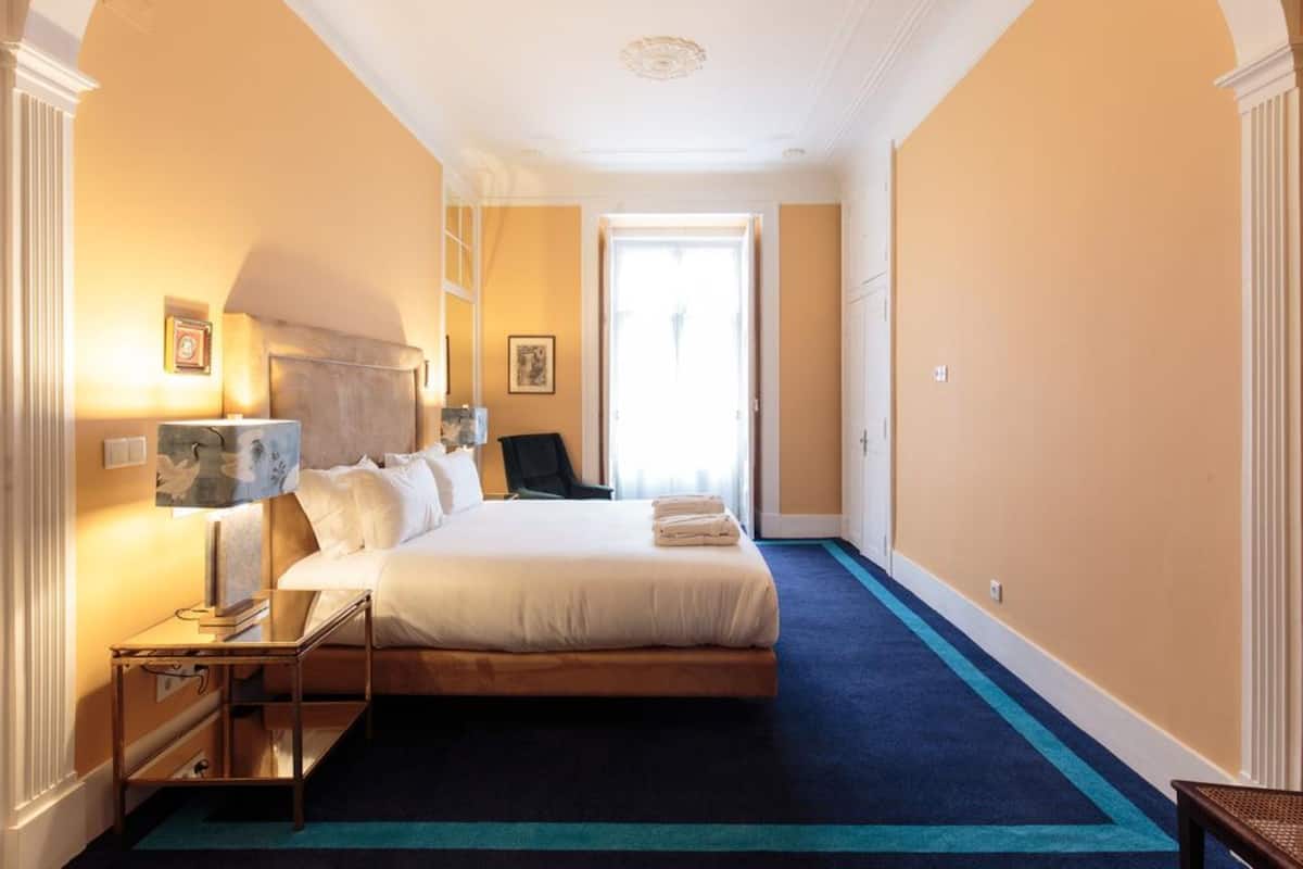 Junior Suite (Premium) | Minibar, in-room safe, blackout drapes, soundproofing