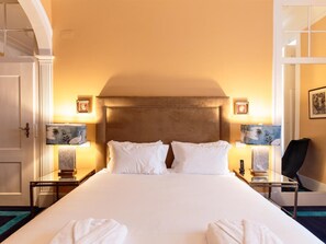 Junior-Suite (Premium) | Minibar, Zimmersafe, Verdunkelungsvorhänge, schallisolierte Zimmer