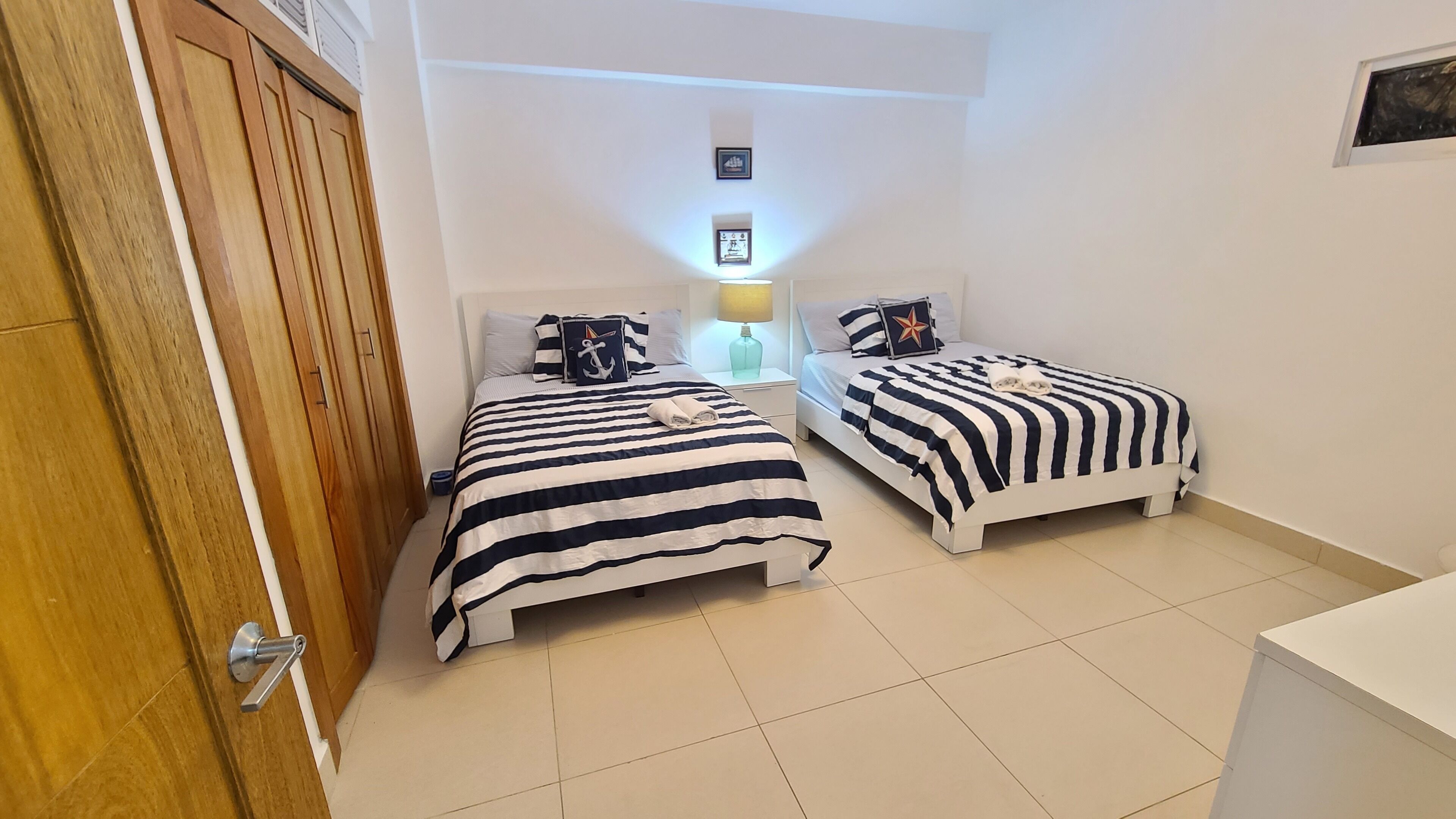 2 chambres, draps en coton égyptien, literie de qualité supérieure