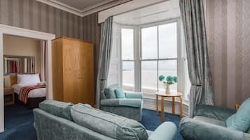 Family Suite | Individually decorated, individually furnished, desk, laptop workspace