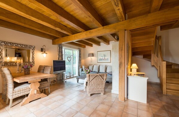 Apartment, 2 Bedrooms, Sauna | In-room dining - Hermans Hof Rankwitz (Rankwitz)