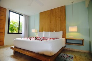 Comfort-Apartment, 1 Schlafzimmer, Blick auf den Innenhof, Erdgeschoss | 1 Schlafzimmer, hochwertige Bettwaren, Daunenbettdecken, Minibar