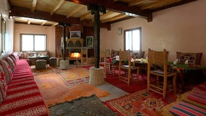 In-room dining - Roches Aremd - Hostel (Asni)