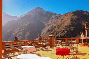 Se sirven cenas y cocina marroquí 