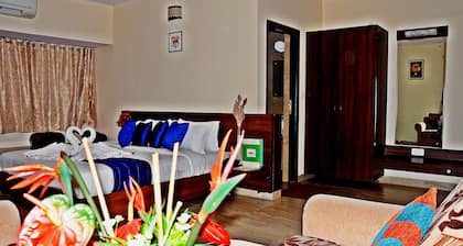 Hotel mookambika palace