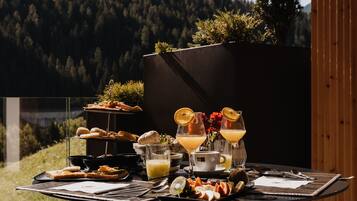 Petit déjeuner buffet compris tous les jours