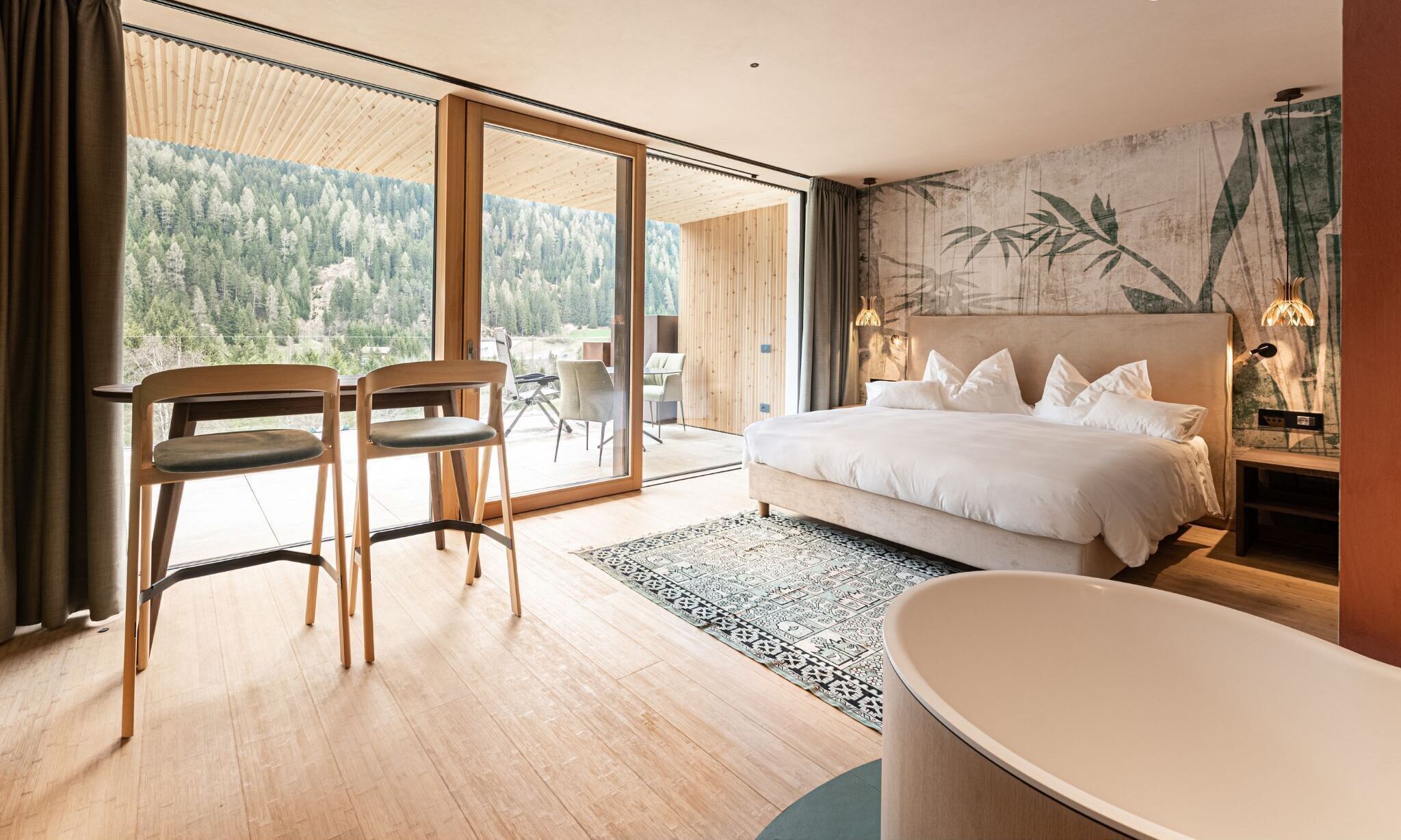 Suite Siesta | 迷你吧、客房内保险箱、办公桌、遮光窗帘