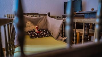 Dubbelrum | 1 sovrum, memory foam-madrasser, individuell inredning och skrivbord