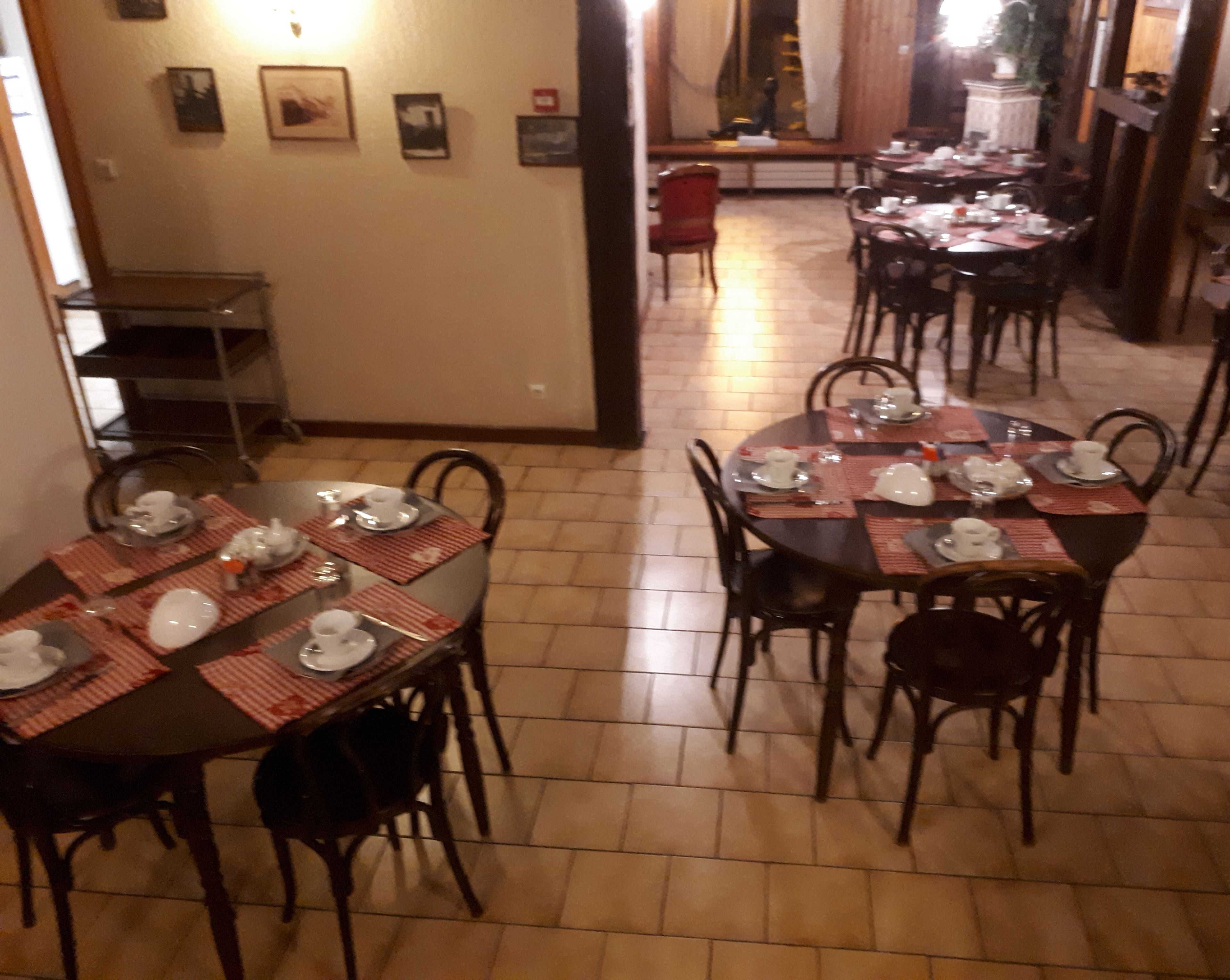 daily continental breakfast (eur 11.50 per person)